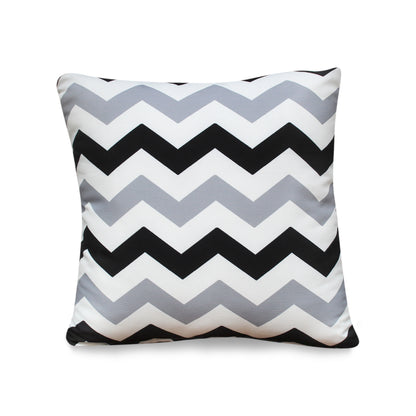 Zigzag Pulse – Give Your Minimalist Space a Bold Black & White Edge (17x17 inches)